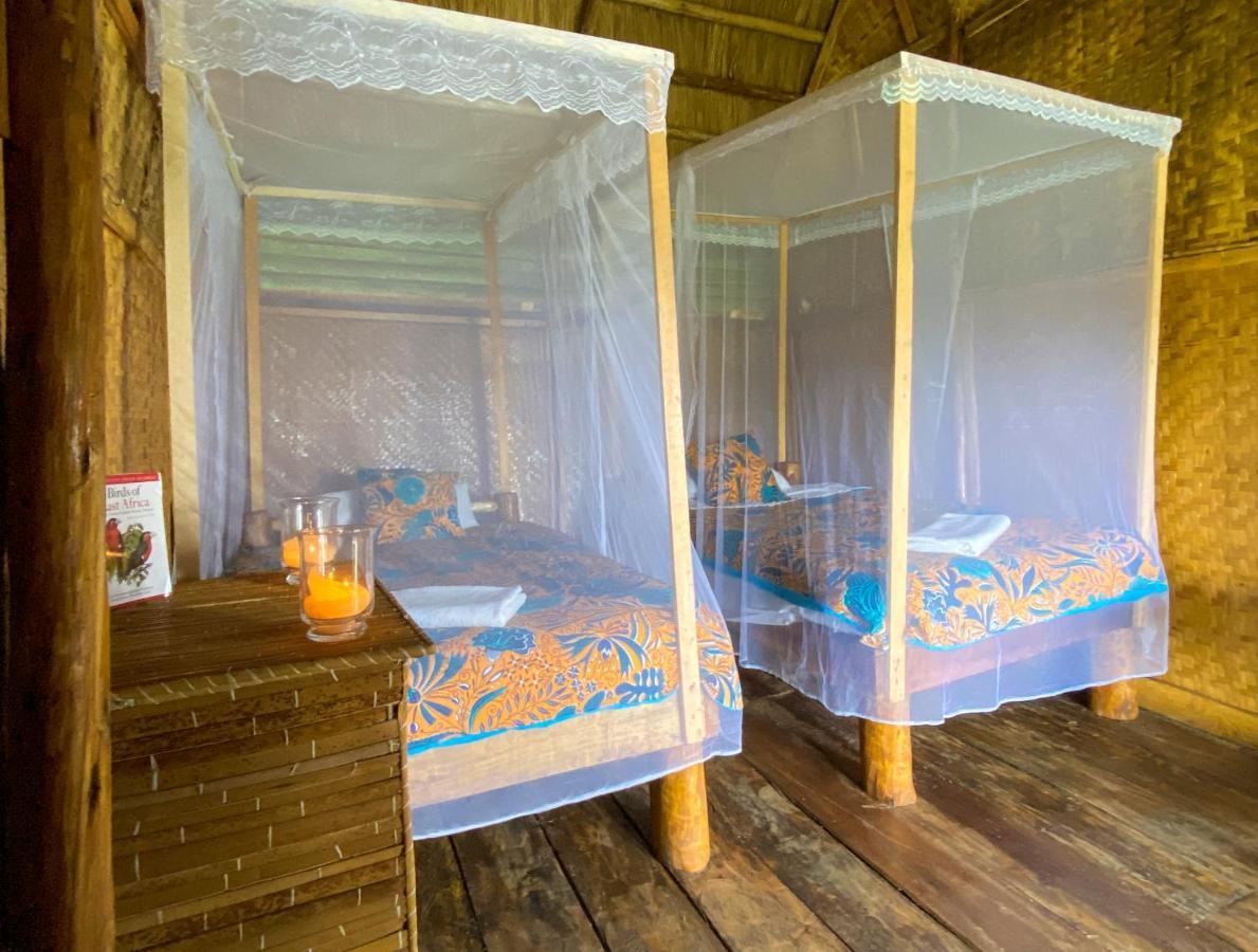 Mwamba Kelele Lodge Fort Portal Bagian luar foto
