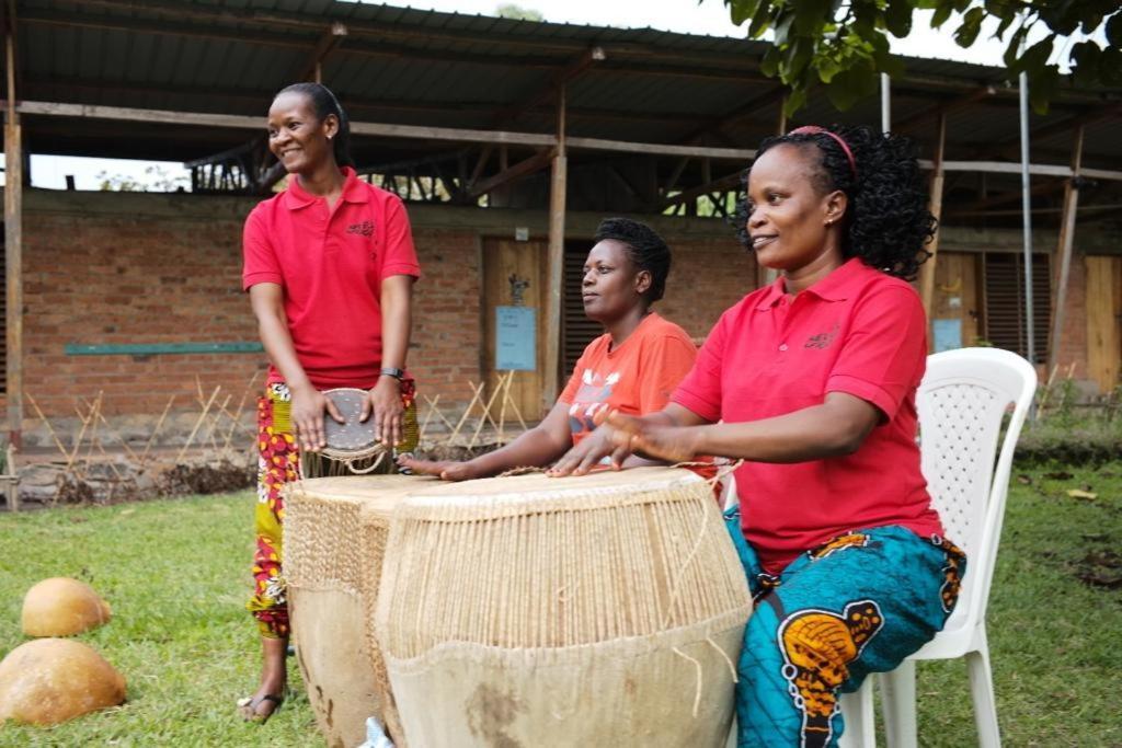 Mwamba Kelele Lodge Fort Portal Bagian luar foto