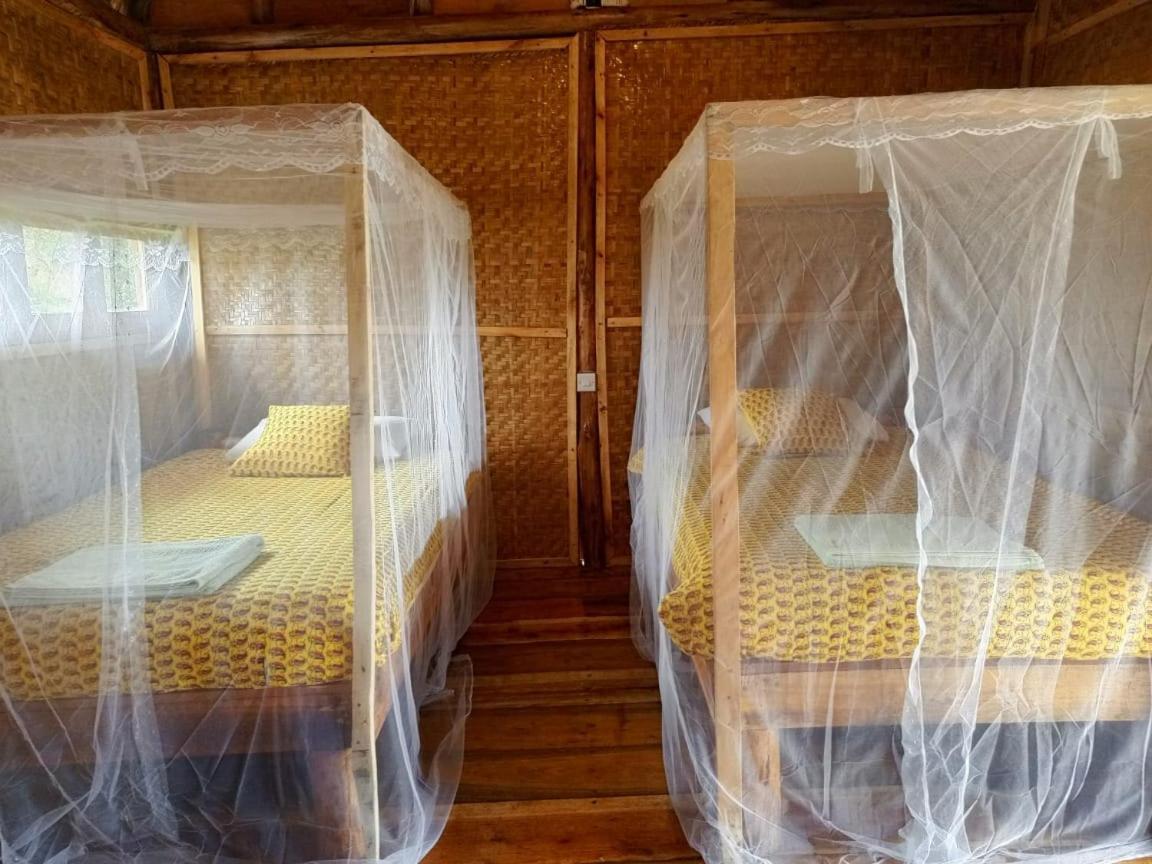 Mwamba Kelele Lodge Fort Portal Bagian luar foto